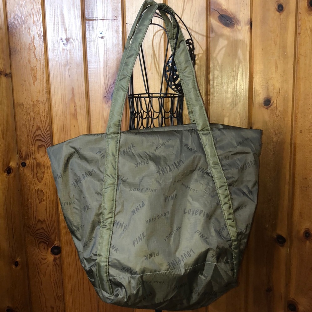 Pink Victoria’s Secret Olive green weekend tote bag and pouch large workout bag - Picture 6 of 16
